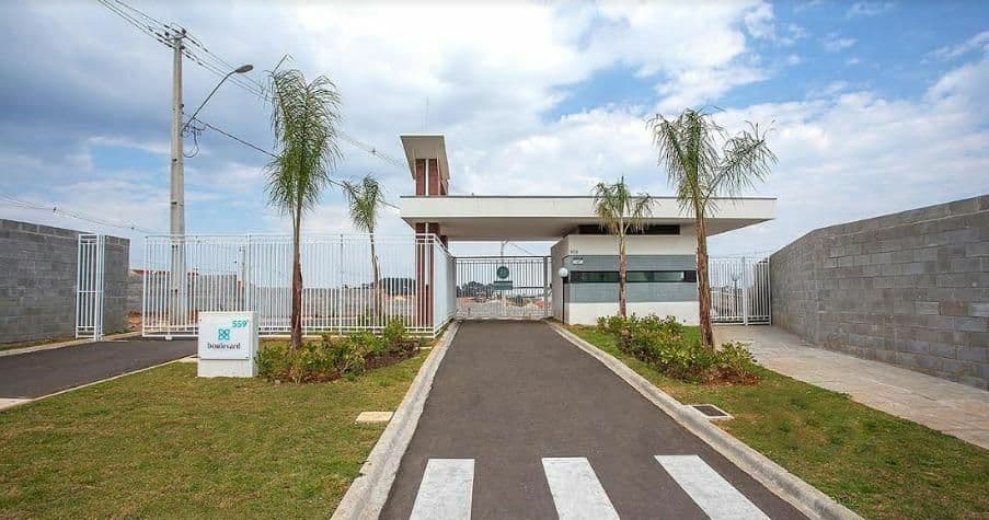 Terreno à venda em Curitiba/PR