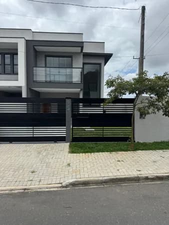 Sobrado em Eucalíptos, Fazenda Rio Grande/PR