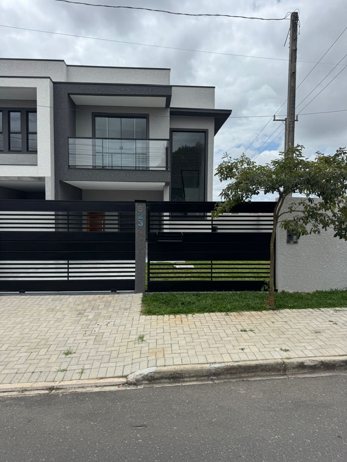 Sobrado em Eucalíptos, Fazenda Rio Grande/PR