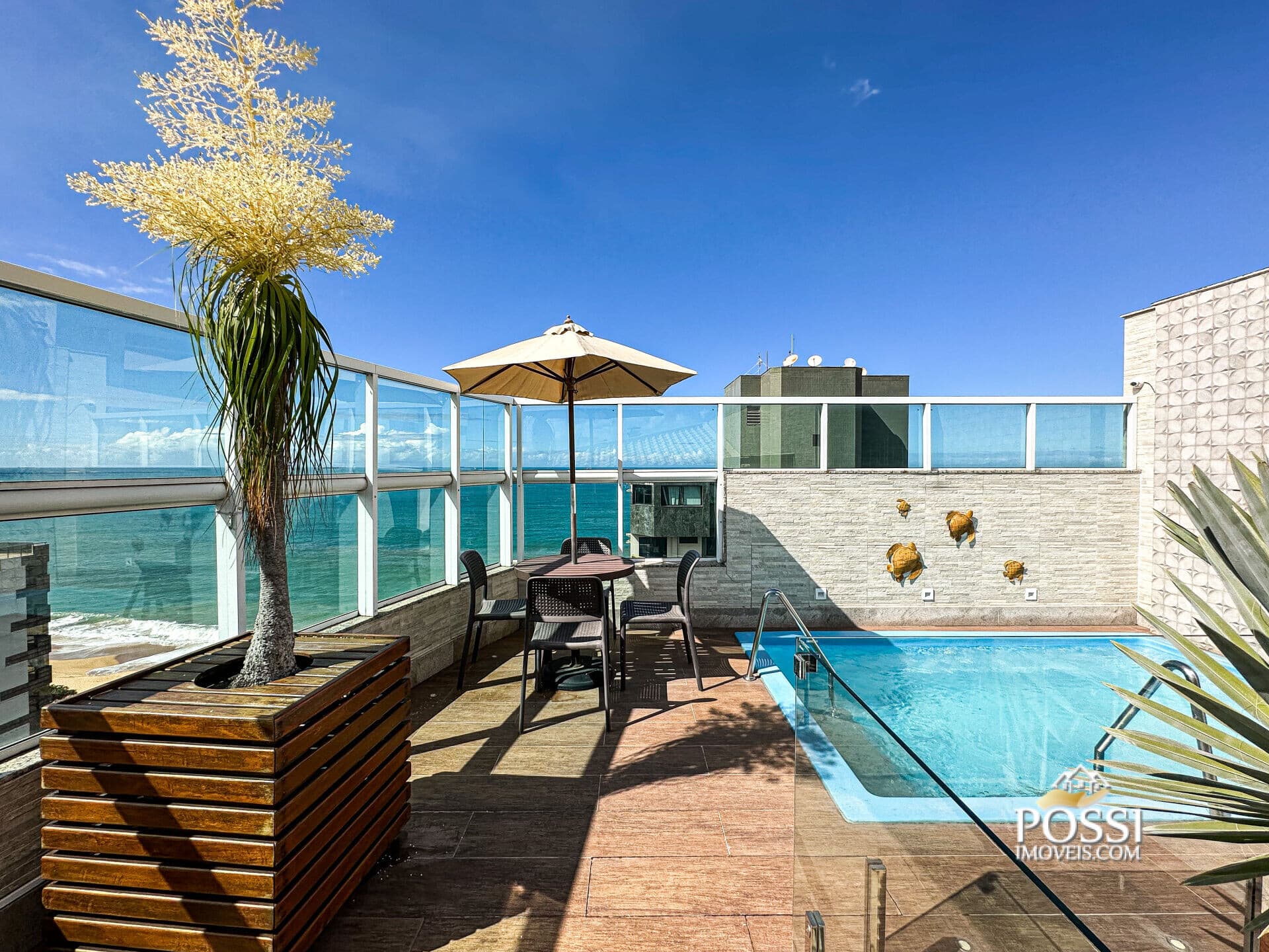 🌴 Deslumbrante Cobertura Duplex à Beira-Mar! 🌊
