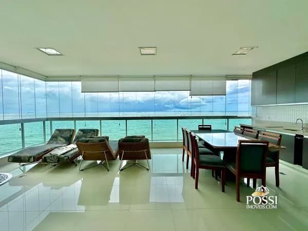 Praia de Beverly Hills! Luxuoso apartamento com 4 Suítes de Frente para o Mar!