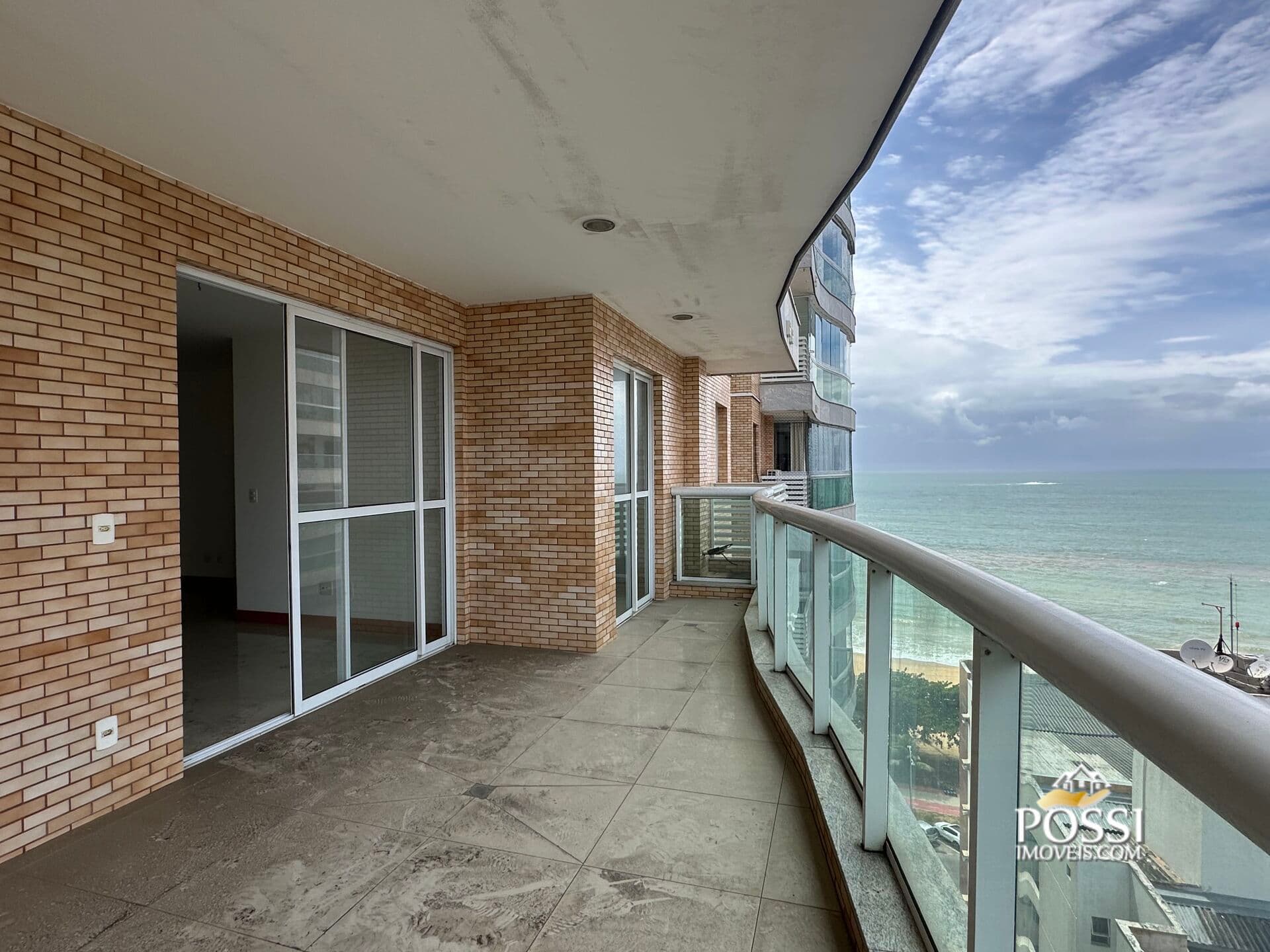 ANNETI VITALI, apartamento com 3 quartos (1 Suíte) e 2 vagas de frente para o mar de Itaparica - Vila Velha/ES