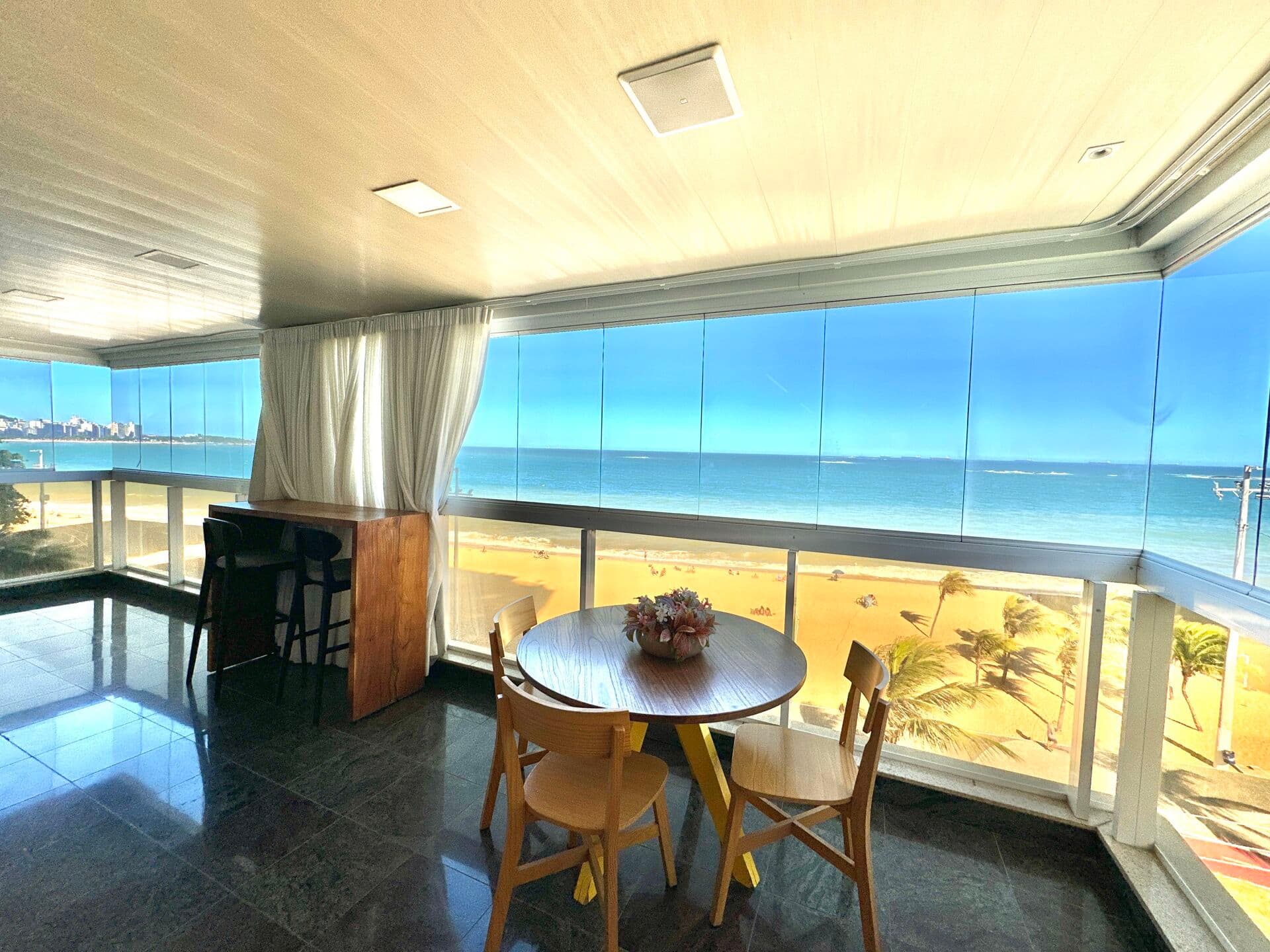 Ed. SAN MARIN0 - Apartamento de Alto Padrão na Praia de Beverly Hills