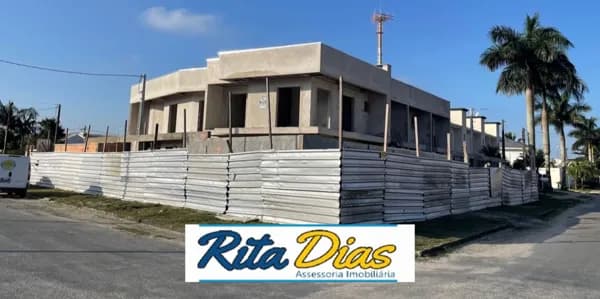 Sobrado em Bom Retiro, Matinhos/PR