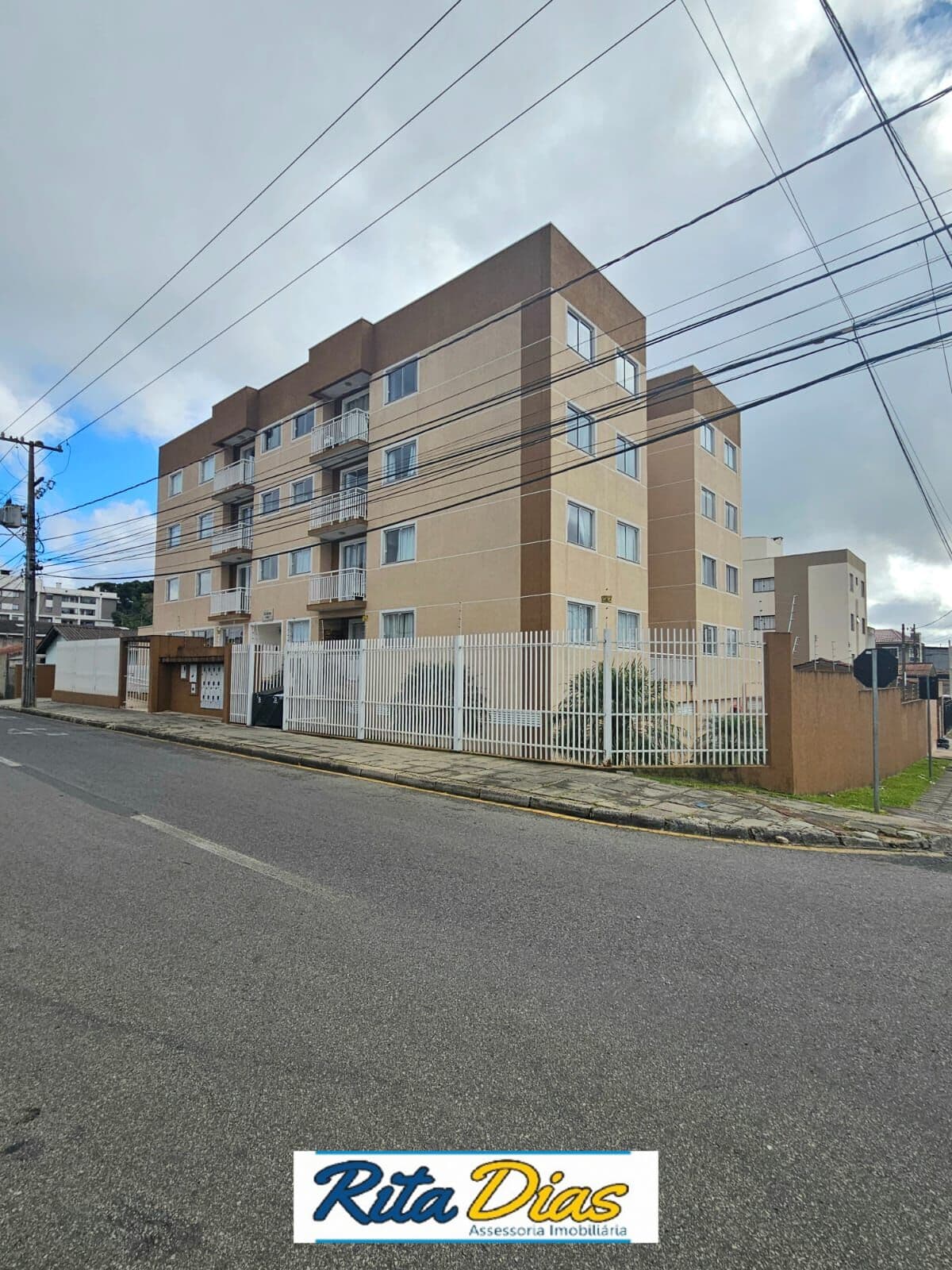 Apartamento em Afonso Pena, São José dos Pinhais/PR
