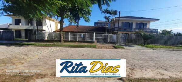Casa em Pontal do Paraná - Balneário Monções