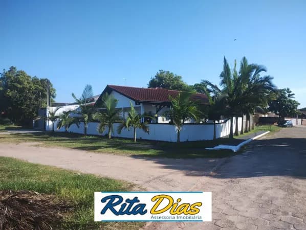 Casa em Pontal do Paraná - Canoas