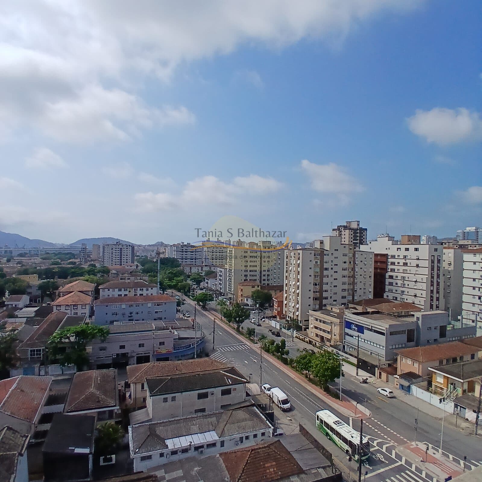 Apartamento - Vista Livre - Andar Alto - Macuco - Santos/SP