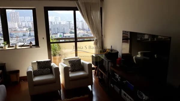 Apartamento Alto Padrão - Bsirro Gonzaga, em Santos/SP.
