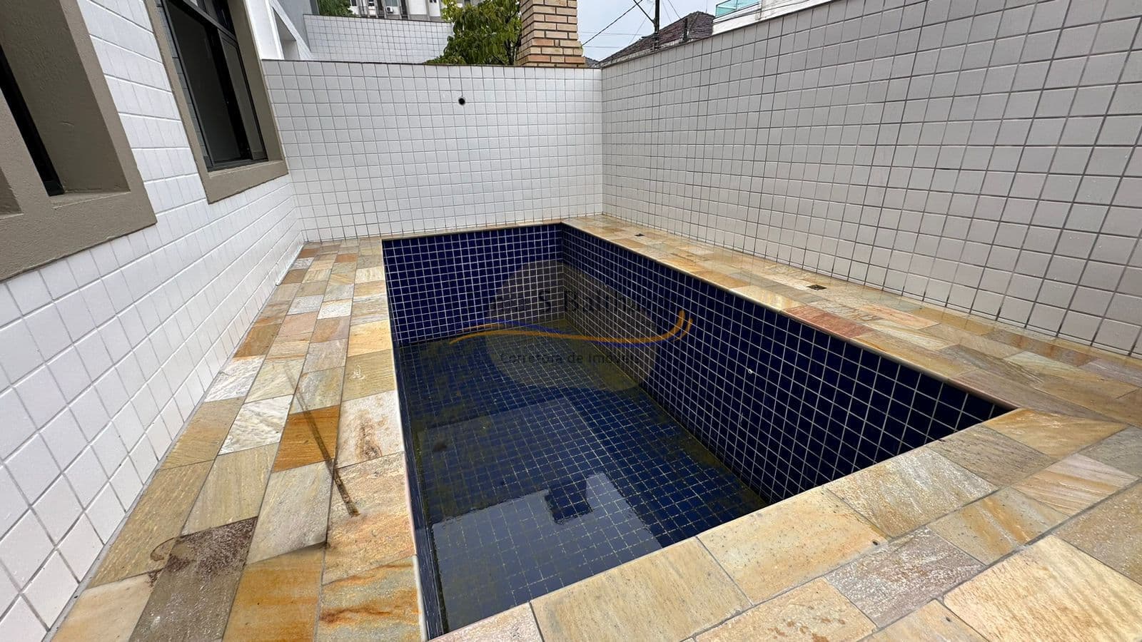 Casa Sobrado - Piscina e Churrasqueira - Vila Belmiro - Santos/SP