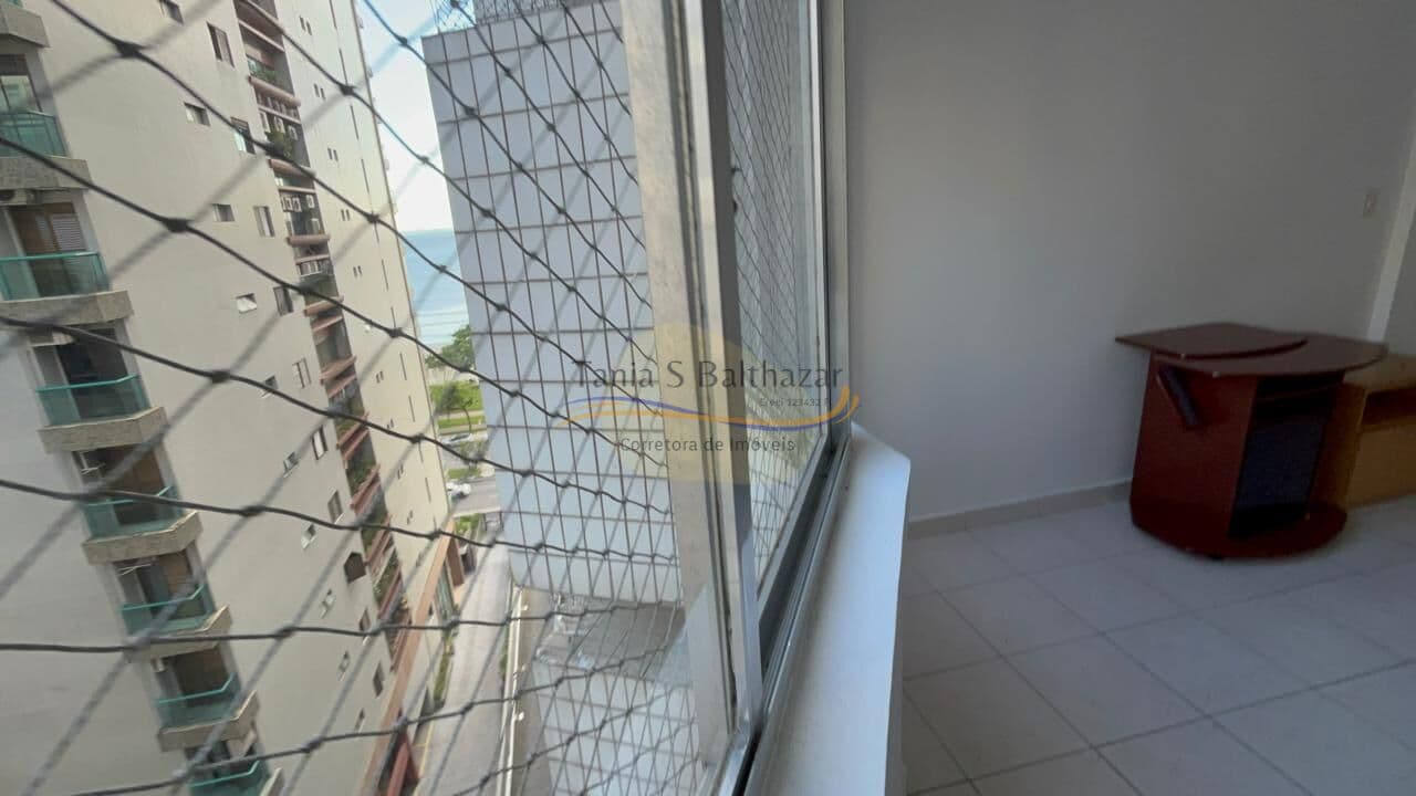 Apartamento Vista Mar na Avenida da Praia em Santos/SP.