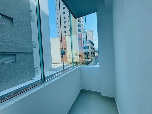 Apartamento Reformado - Pé na Areia - Bairro José Menino - Santos/SP