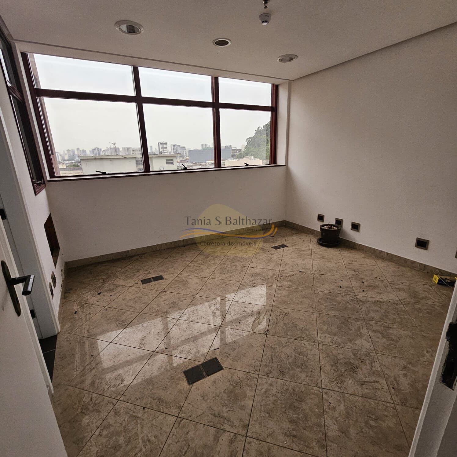 Conjunto Comercial - Locação - Santos/SP