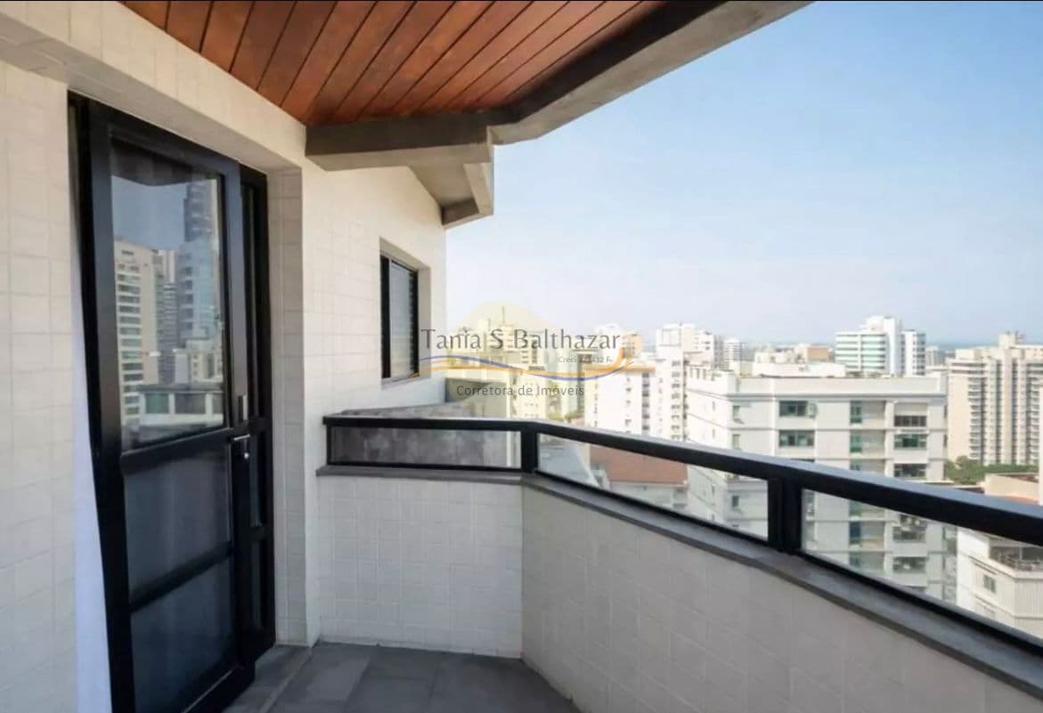 Apartamento Cobertura Duplex - Bairro Pompéia em Santos/SP.