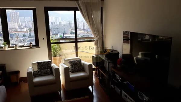 Apartamento Alto Padrão - Bsirro Gonzaga, em Santos/SP.
