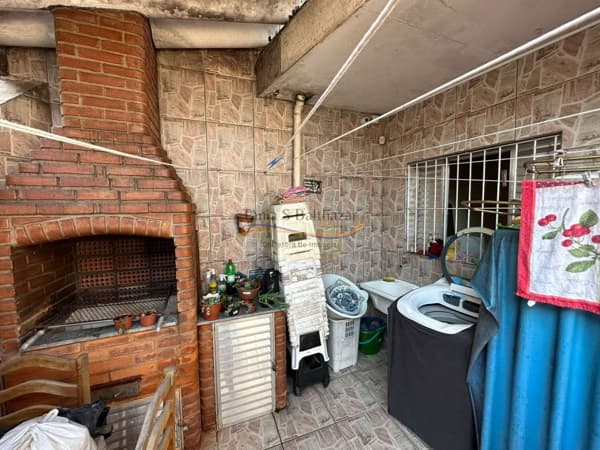 Casa com Churrasqueira e 3 Dormitórios à venda - Parque Bitaru - São Vicente/SP