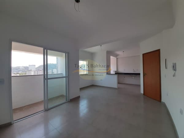 Apartamento 02 Dormitórios Prédio com Lazer Bairro Campo Grande em Santos.