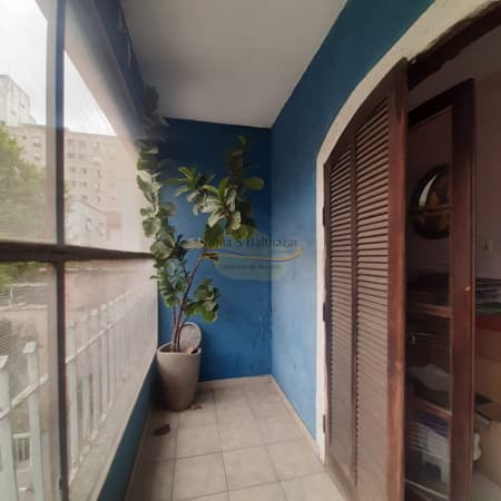 Sobrado 05 Dormitórios sendo 03 Suítes Sacada Edícula 03 Vagas de Garagem