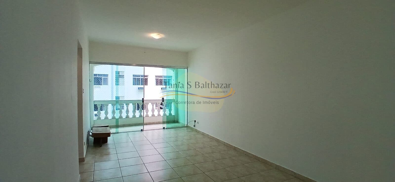 Apartamento de frente. Vista Mar. Bairro Itararé, em São Vicente.