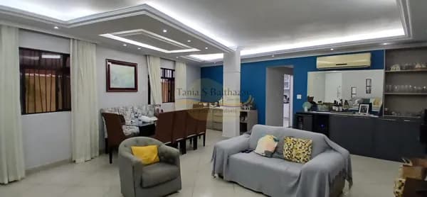 Casa Sobreposta Baixa - Ponta da Praia, em Santos/SP.