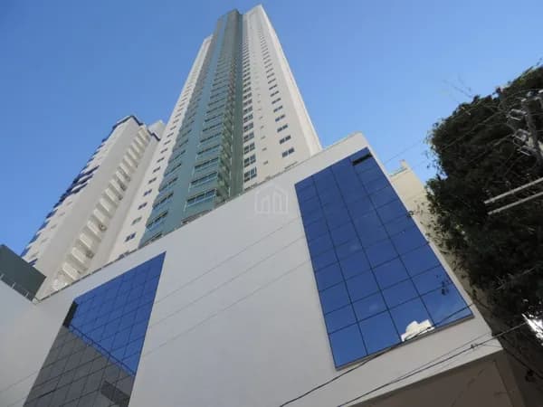Apartamento Alto Padrão em Pioneiros, Balneário Camboriú/SC