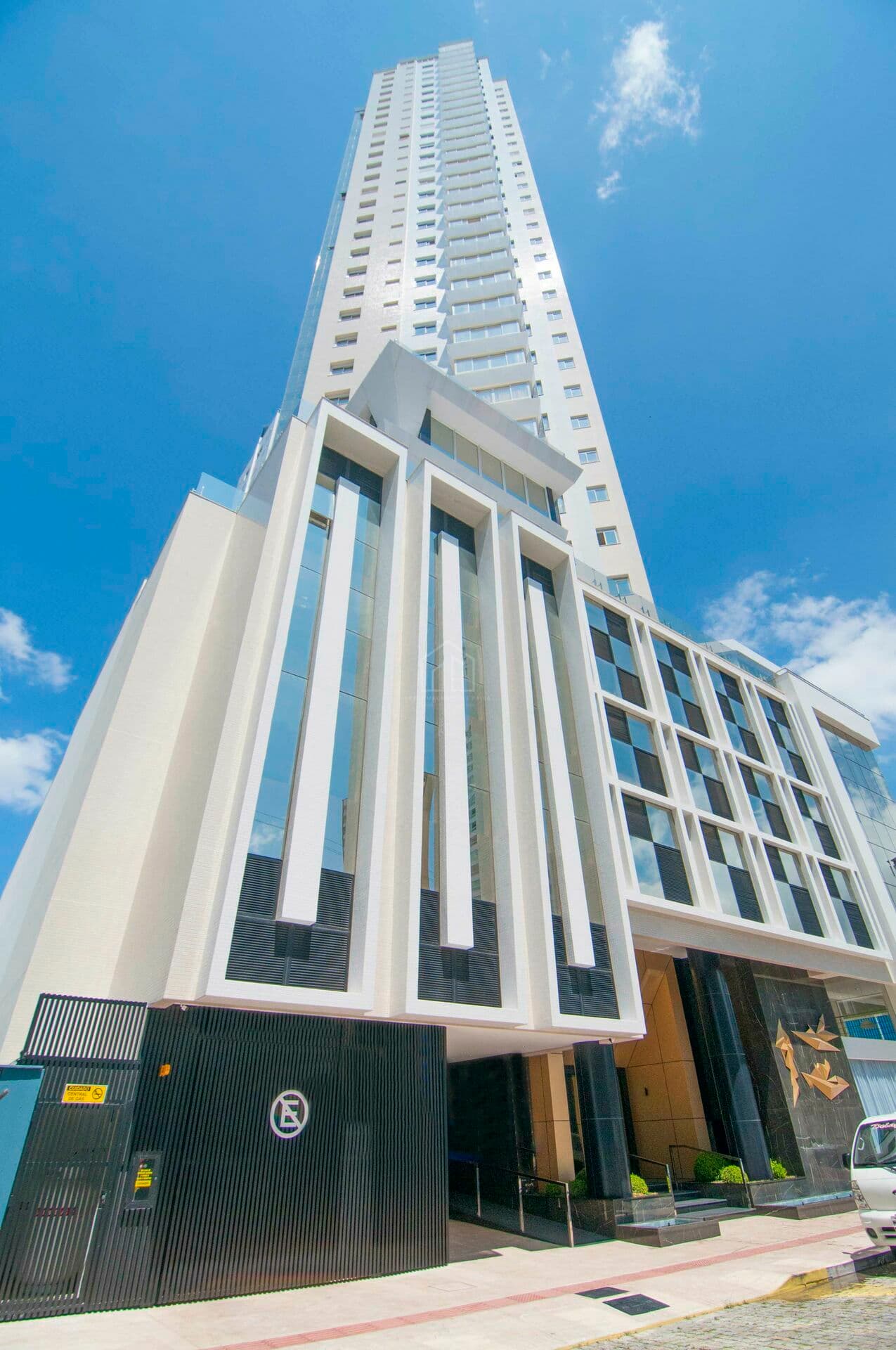 Apartamento no Edifício Via Marina em Balneário Camboriú