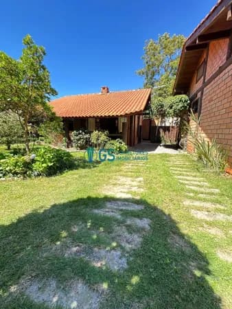 Casa em condomínio na Praia de Cima