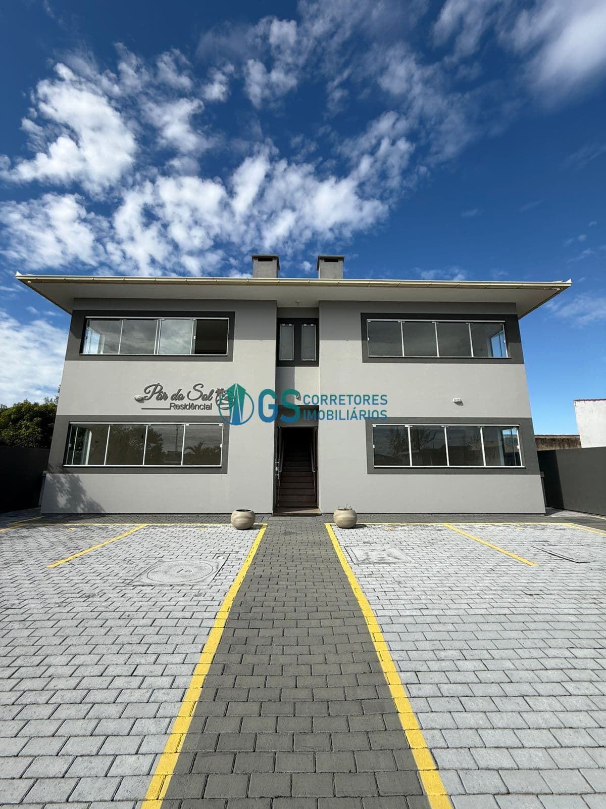 Oportunidade!!Apartamentos de 3 dormitórios na Praia do Sol em Laguna/SC
