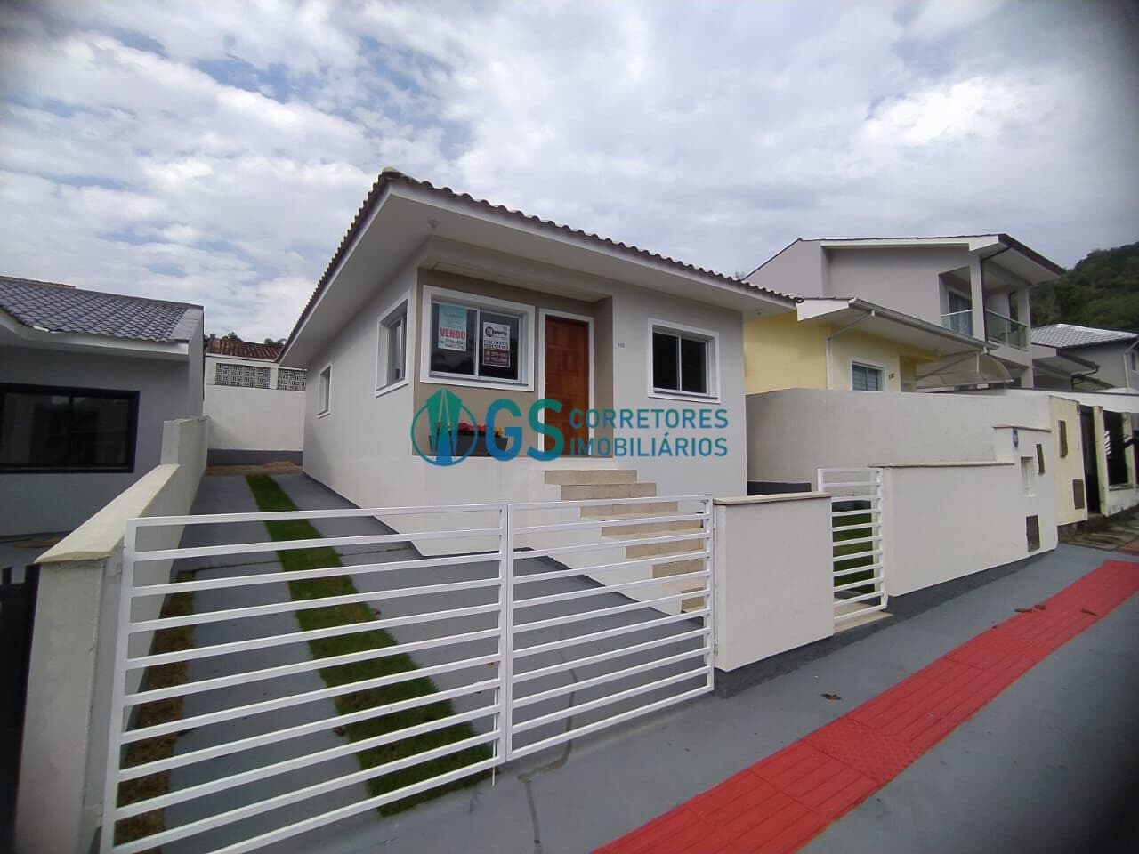 Casa Padrão no Vale Verde