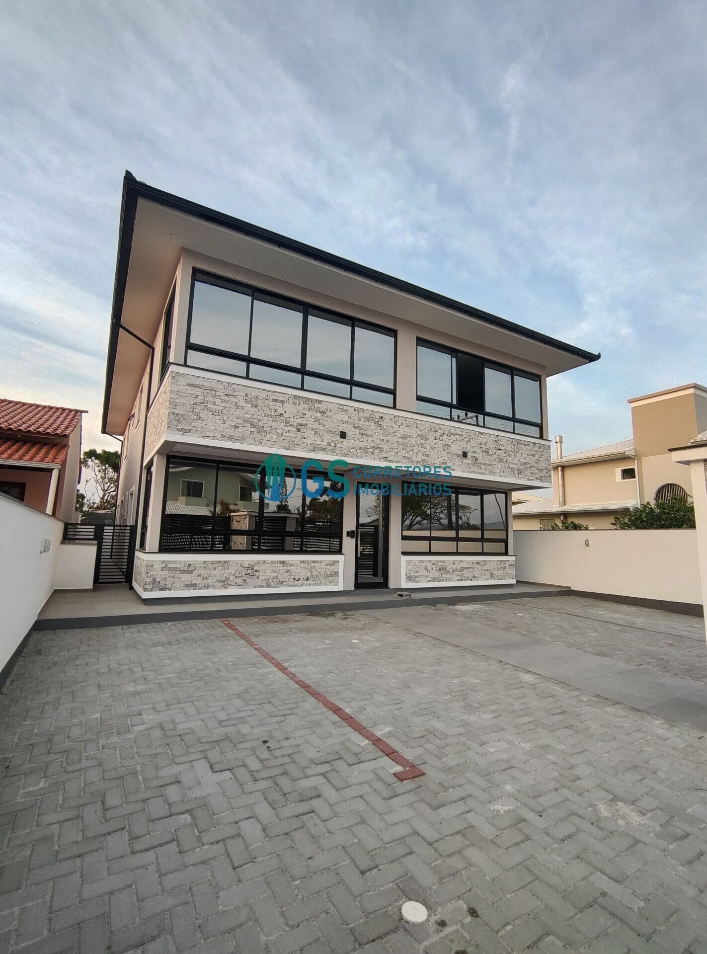 Apartamento garden de 02 quartos a 200 metrosPraia do Sonho em Palhoça/SC