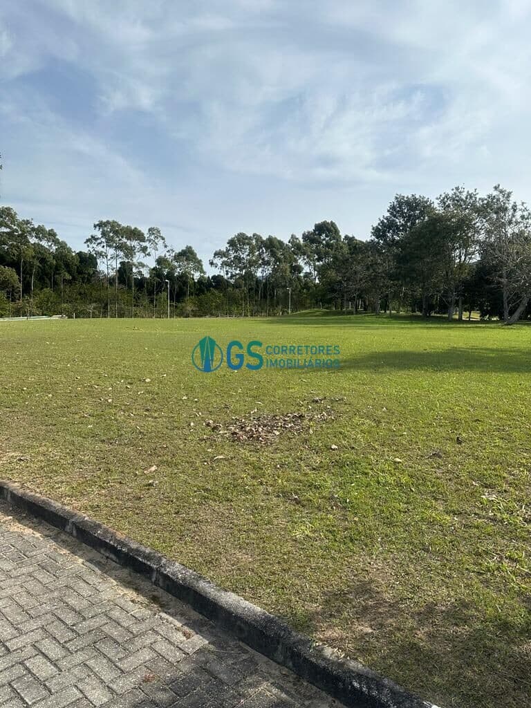 Terreno em Condomínio de alto padrão com 827,01m² de Área privativa localizado entre as praias Ingleses e Santinho Florianópolis/SC