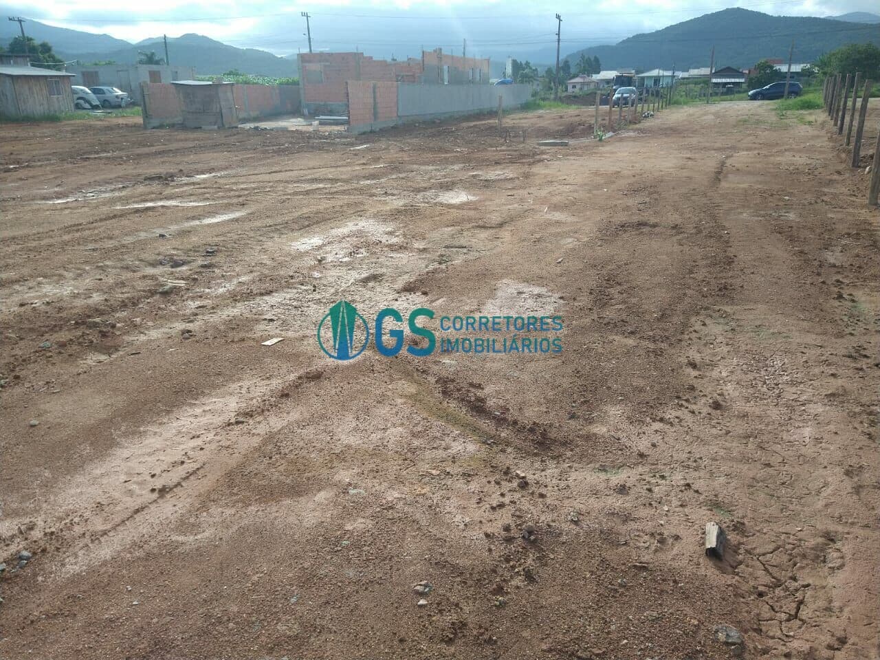Oportunidade!! Vendo área urbana de 2.860 m² em Paulo Lopes/SC - Viabilidade comercial e residencial