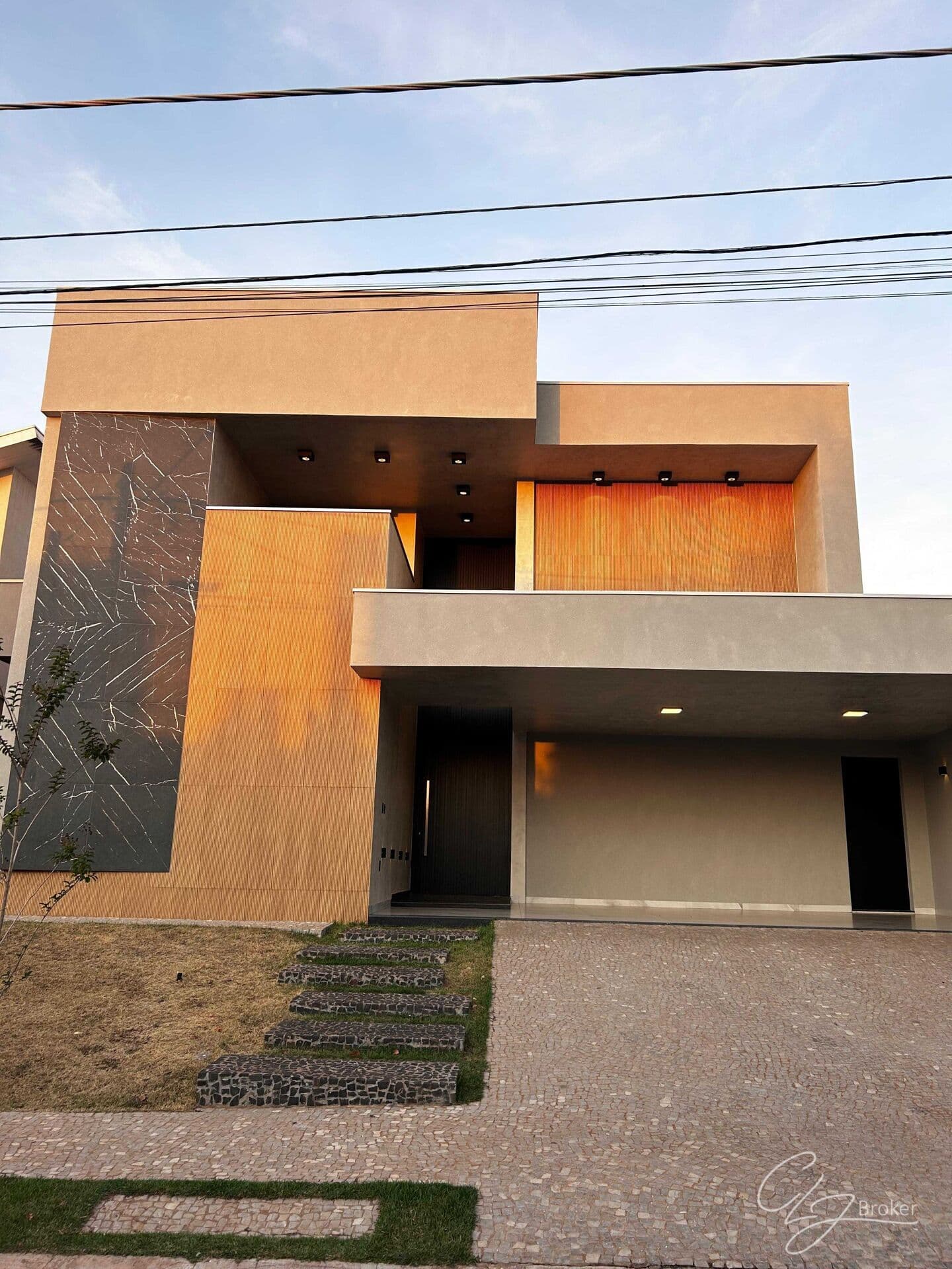 Casa em São José do Rio Preto - Parque Residencial Damha VI