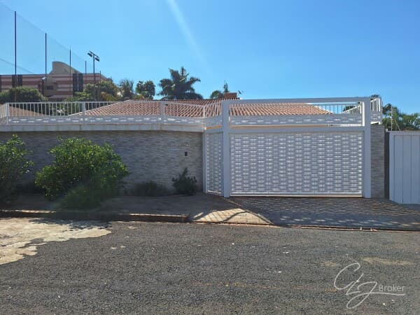 Casa em São José do Rio Preto - Jardim Vivendas