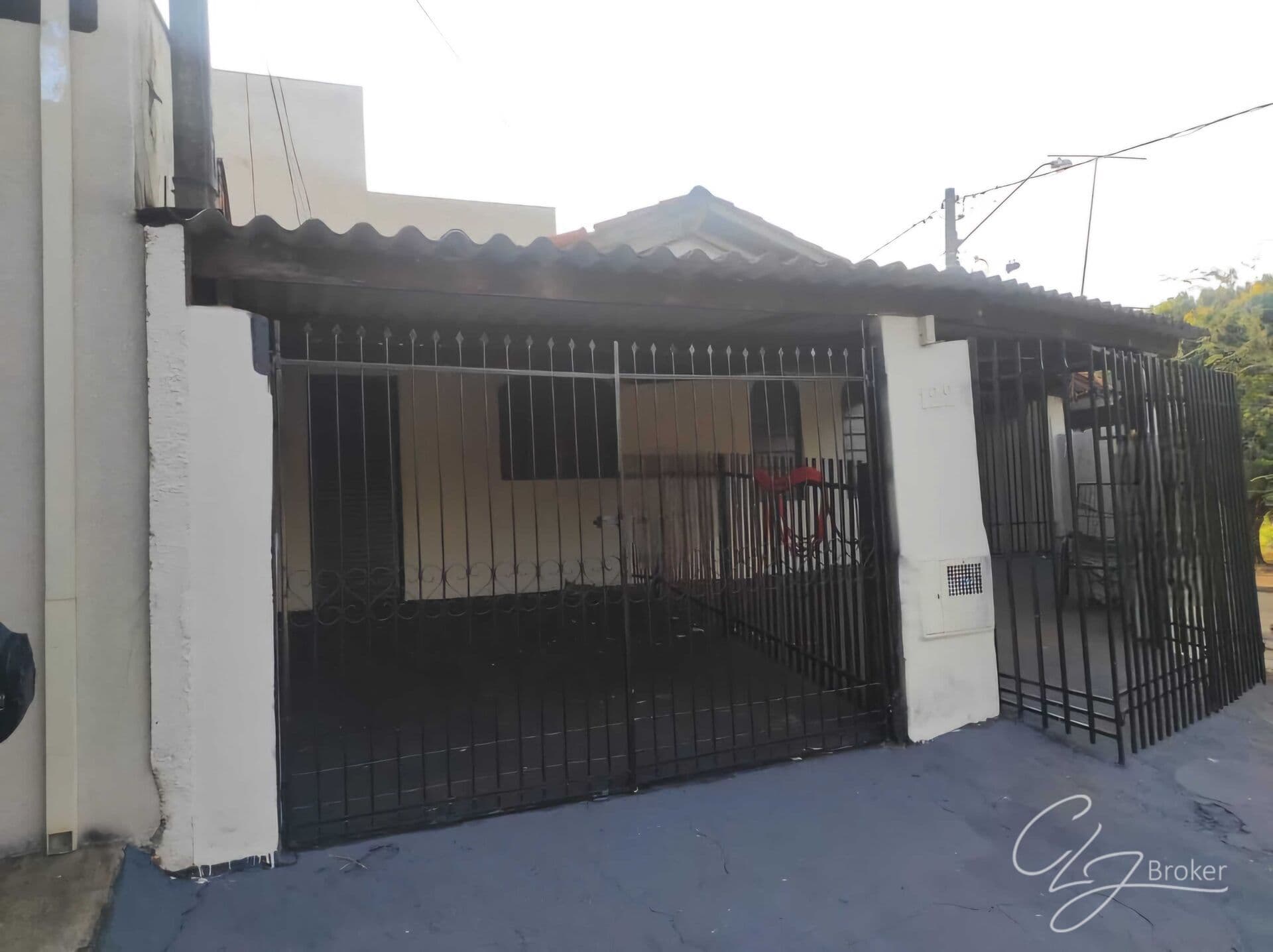 Casa em São José do Rio Preto - Conjunto Habitacional São Deocleciano