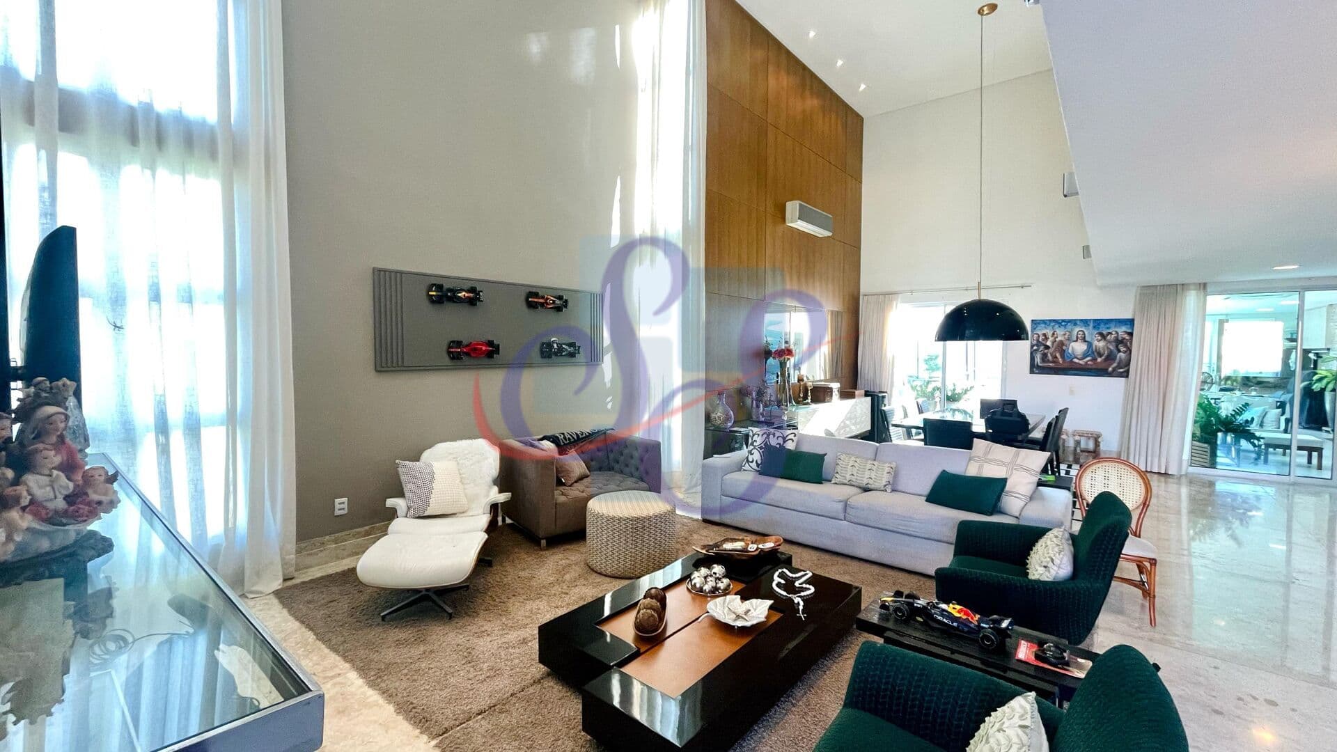 Belíssima casa com 4 suítes e lazer completo no Alphaville Fortaleza!