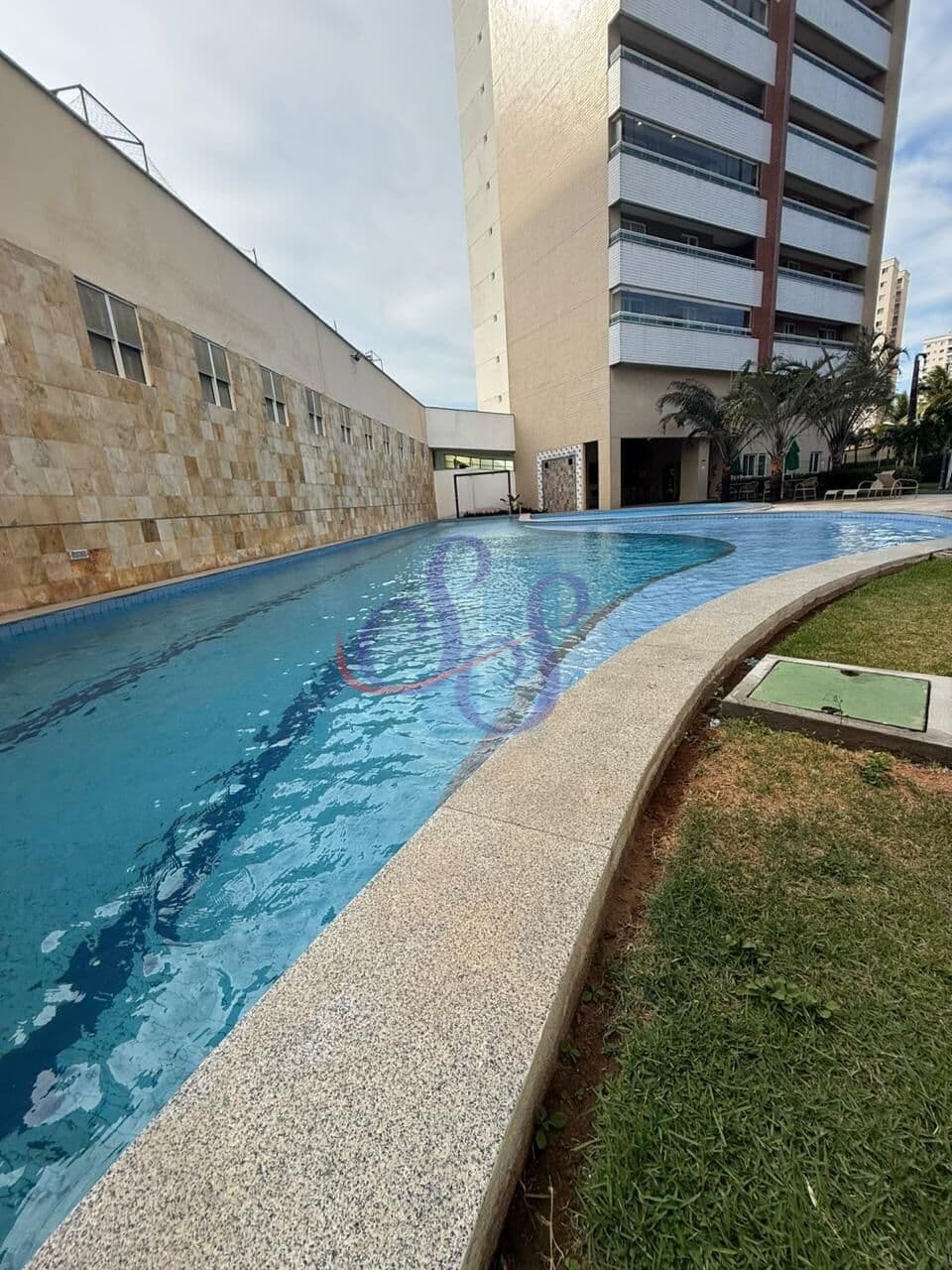 Apartamento com 3 quartos no Las Palmas - Fortaleza
