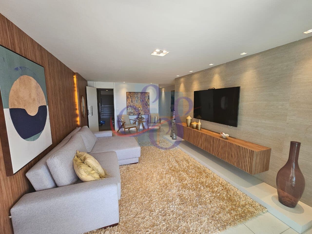 Belíssimo apartamento no Golf Ville com 3 suítes