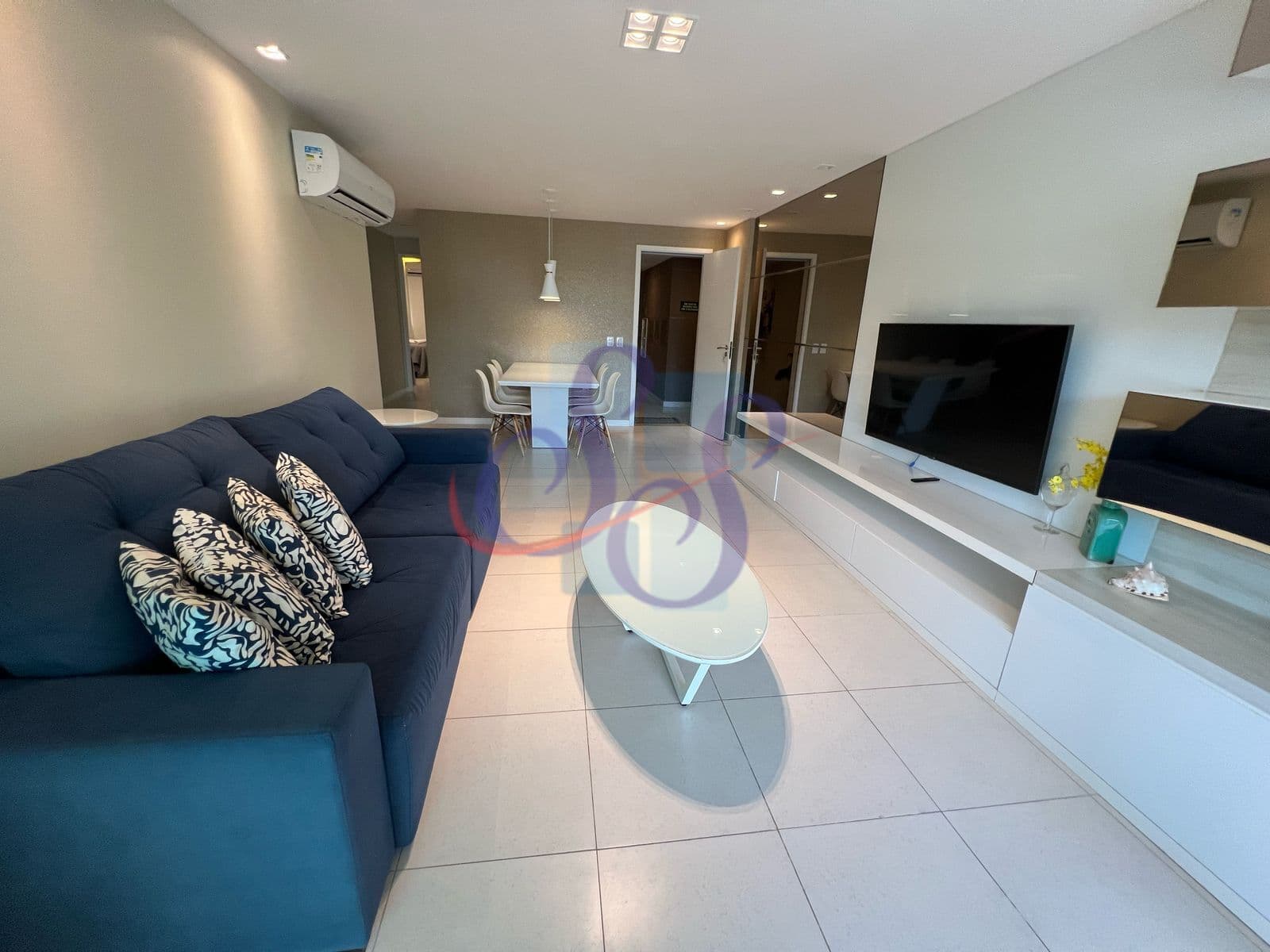 Apartamento de alto padrão no Golf Ville com 3 suítes!