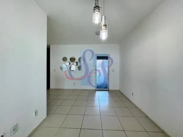 Casa plana com 3 quartos no Eusébio!