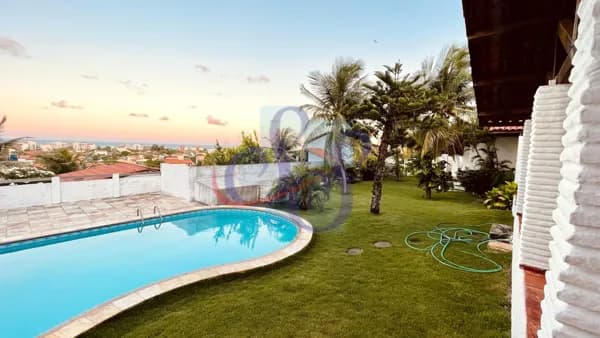Casa com linda vista para o mar próximo ao Beach Park!