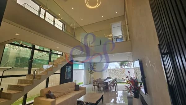 Belíssima casa exclusiva na Cidade Alpha