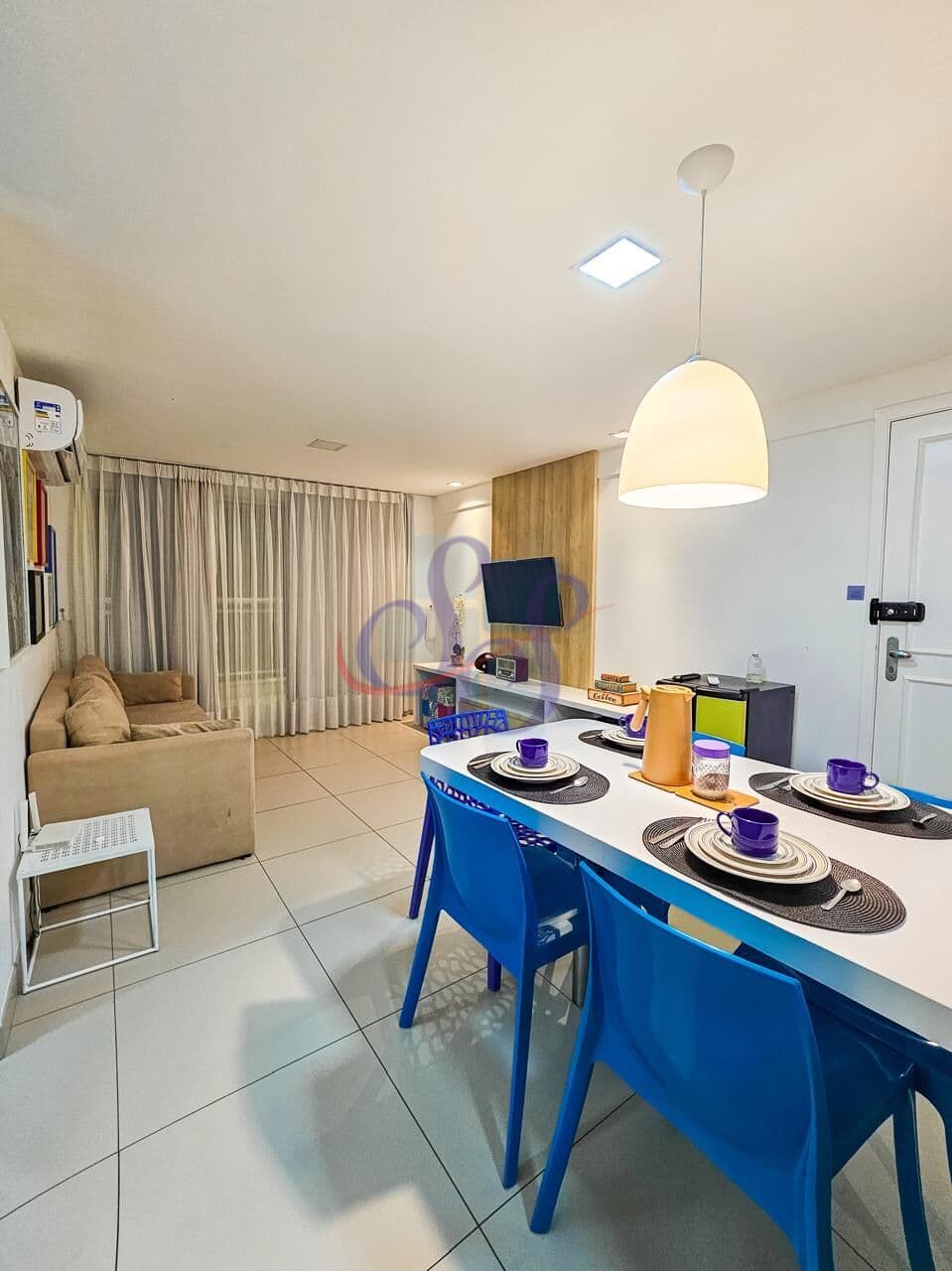 Apartamento térreo com 2 quartos e lazer completo no Riviera Beach Place!