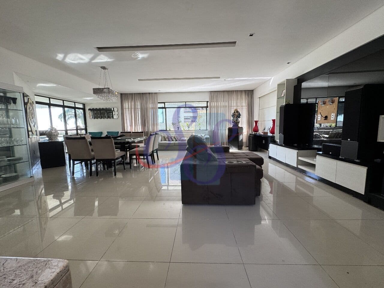 Apartamento com vista mar e lazer completo - Meireles