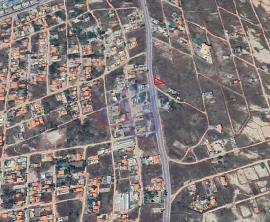 Amplo terreno em localização privilegiada no Porto das Dunas!