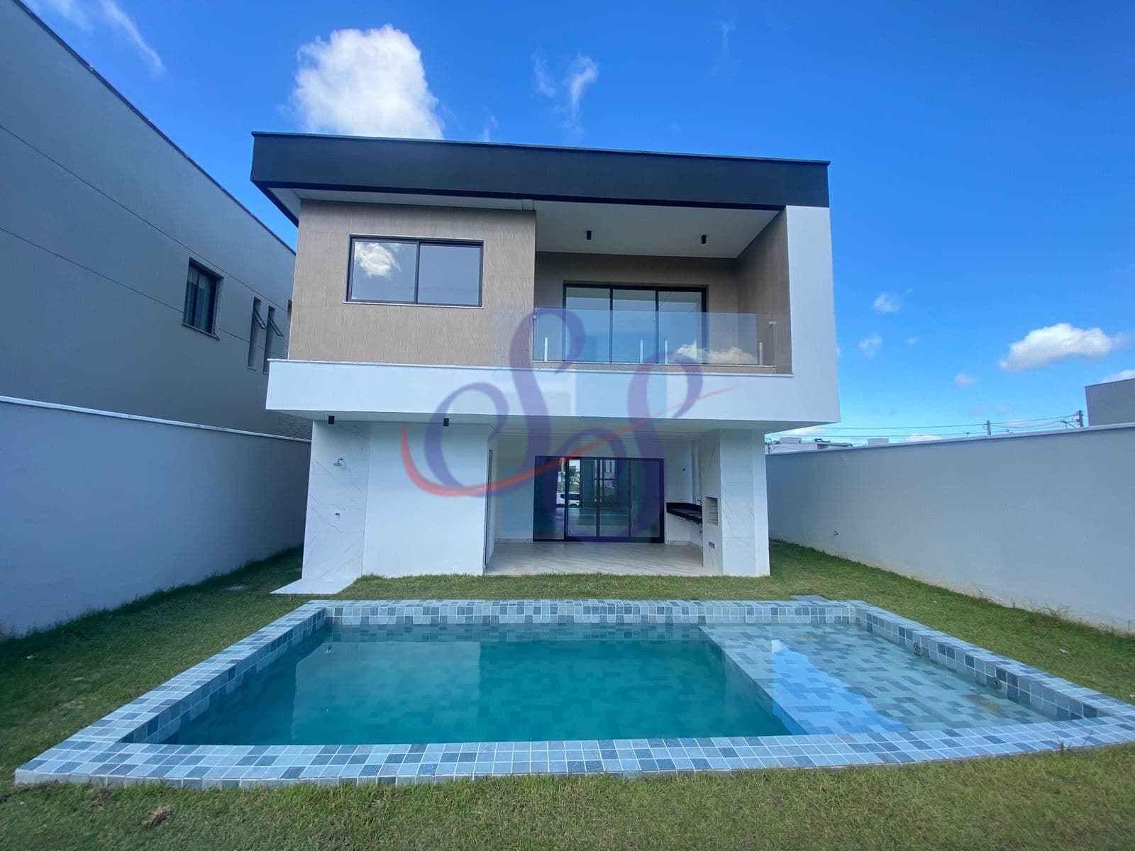 Casa na Cidade Alpha com 4 quartos - Terras 2