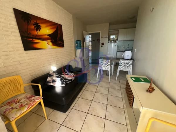 Apartamento mobiliado no Porto das Dunas.