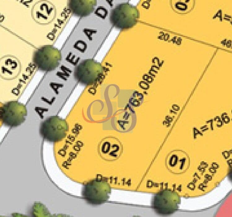 Lote amplo de esquina com 763,08m² no Eusébio