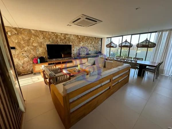 Casa de alto padrão em Flecheiras.