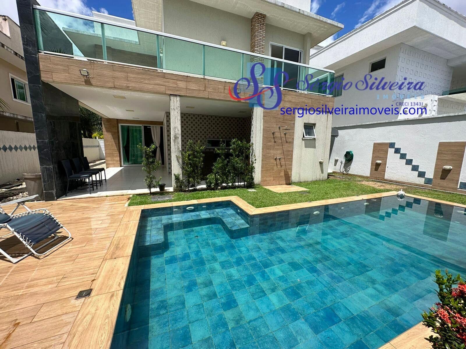 Linda casa duplex no Jardins Ibiza com 4 suítes